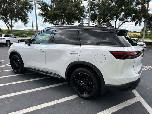2026 INFINITI QX60 Base