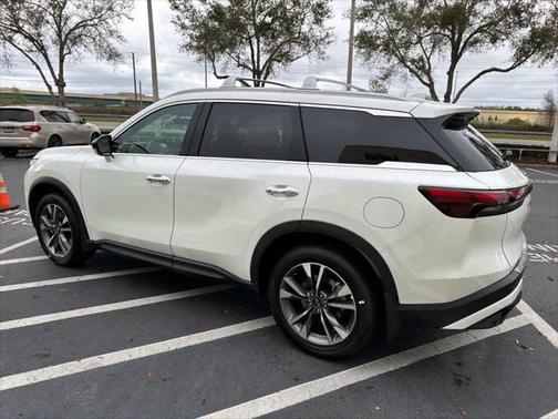 2025 INFINITI QX60 Luxe