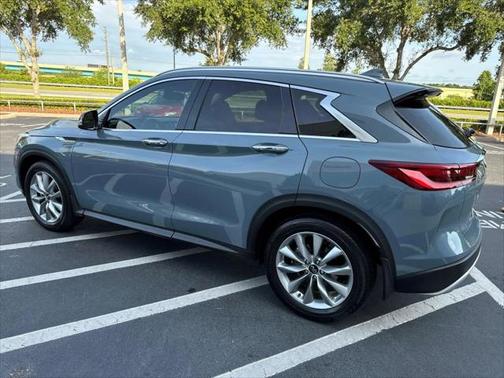 2022 INFINITI QX50 LUXE