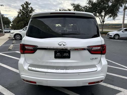 2022 INFINITI QX80 PREMIUM SELECT