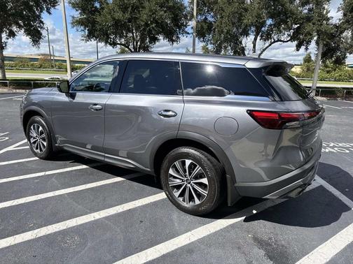 2025 INFINITI QX60 Pure