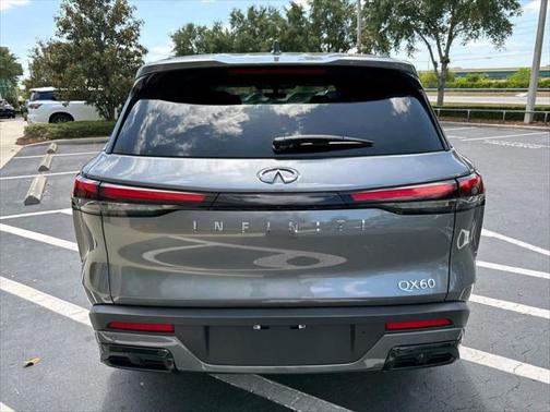 2024 INFINITI QX60 Pure