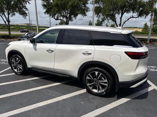 2025 INFINITI QX60 Luxe