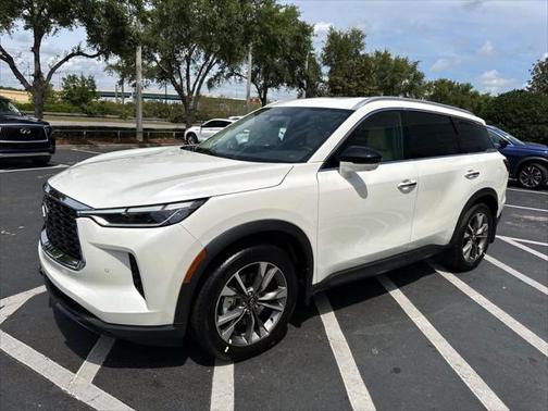 2025 INFINITI QX60 Luxe