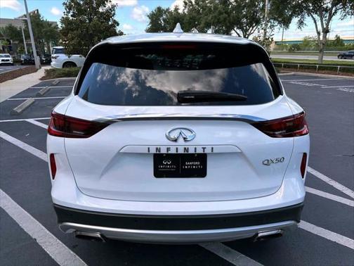 2022 INFINITI QX50 PURE