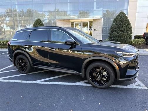 2025 INFINITI QX60 Luxe