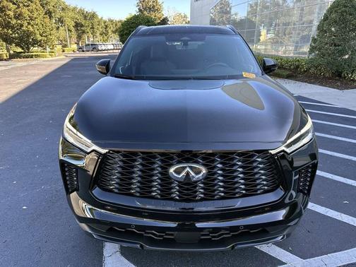2025 INFINITI QX60 Luxe