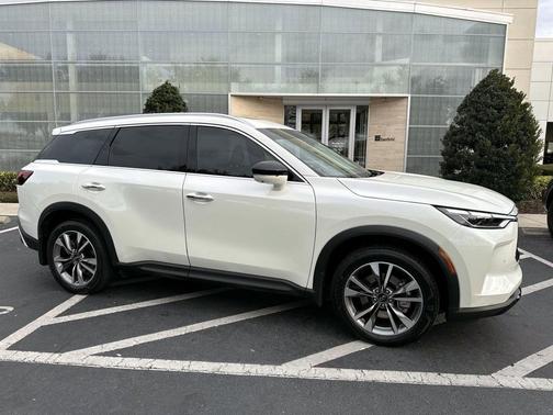 2023 INFINITI QX60 Luxe