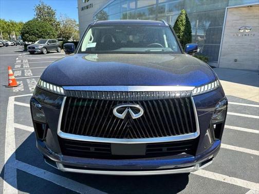 2025 INFINITI QX80 SENSORY AWD