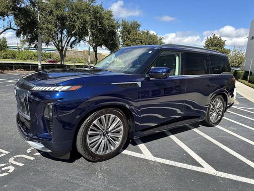 2025 INFINITI QX80 SENSORY AWD