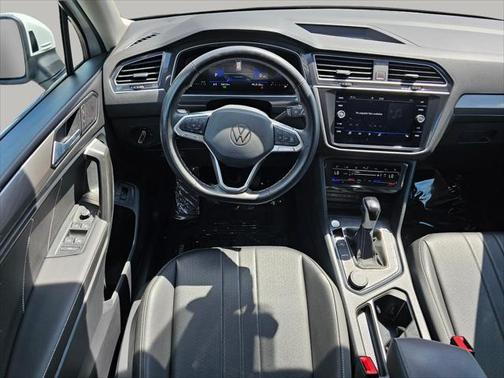 2024 Volkswagen Tiguan 2.0T SE 4MOTION