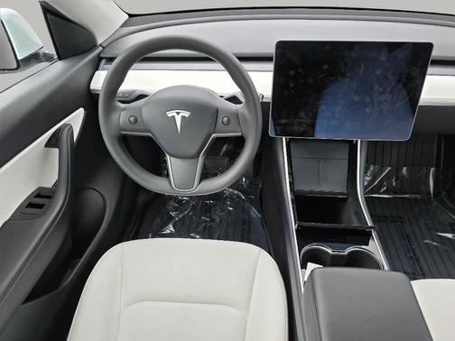 Pearl White Multi 2020 Tesla Model Y Long Range