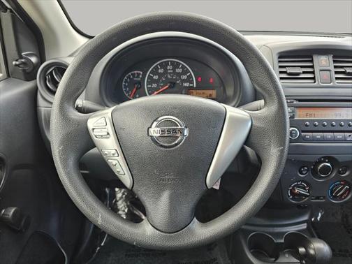 2015 Nissan Versa 1.6 S