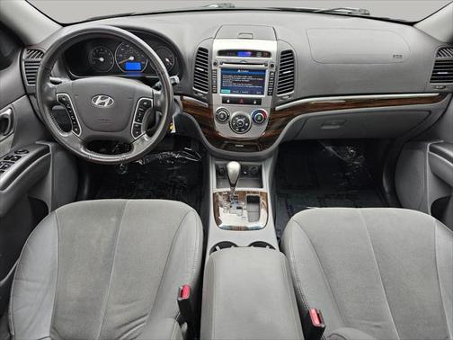 2012 Hyundai SANTA FE SE