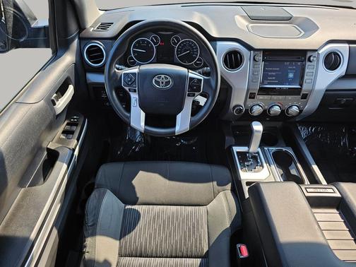 2015 Toyota Tundra SR5