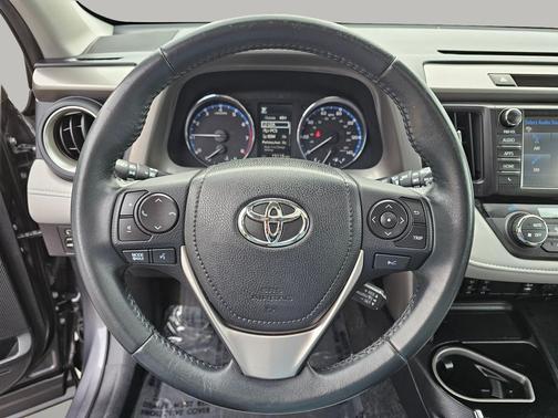 2017 Toyota RAV4 Limited