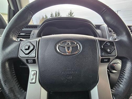 2017 Toyota 4Runner SR5