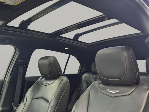 Stellar Black Metallic 2020 Cadillac XT4 Sport