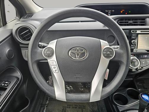 2016 Toyota Prius c One
