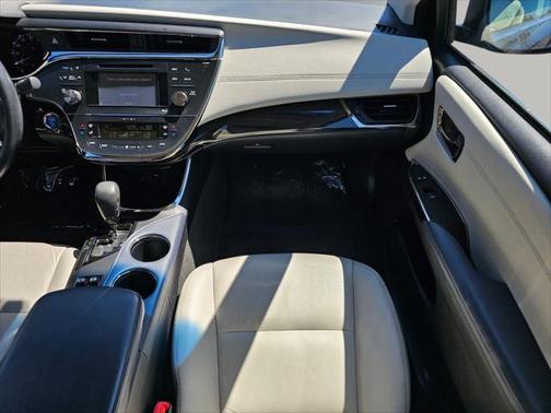 2013 Toyota Avalon Hybrid XLE Touring