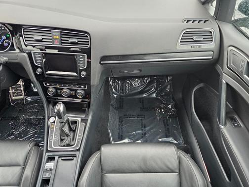 2015 Volkswagen Golf R