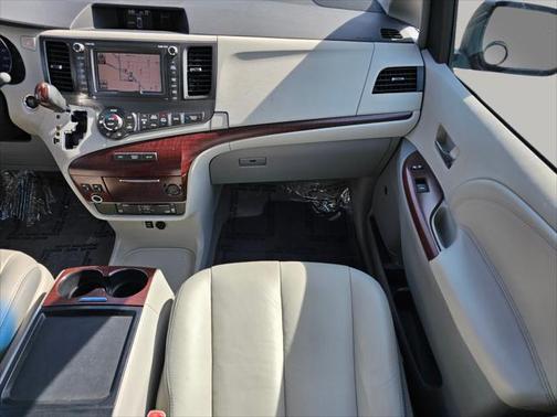 2011 Toyota Sienna Limited