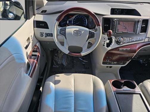 2011 Toyota Sienna Limited