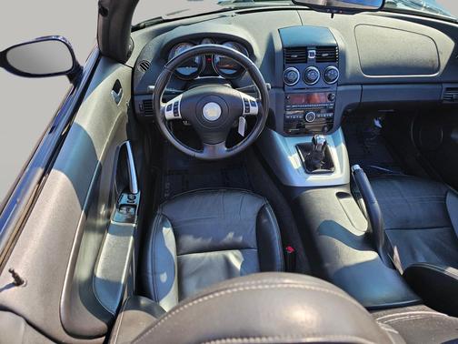 2008 Saturn Sky Red Line