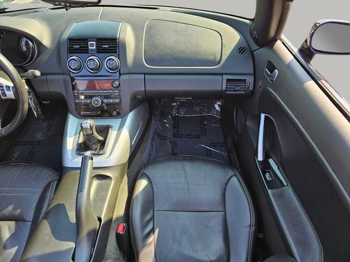 2008 Saturn Sky Red Line