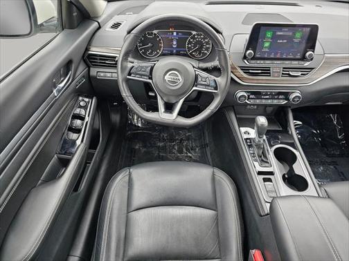 2022 Nissan Altima 2.5 Platinum