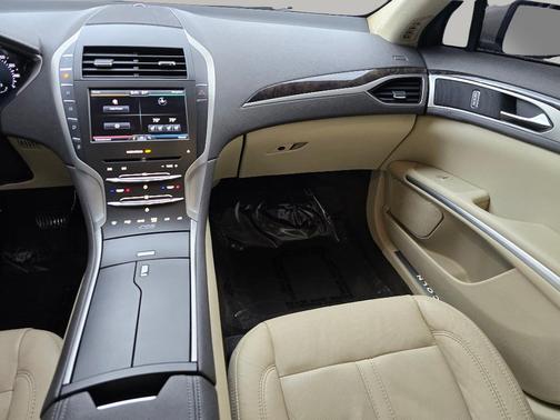 Platinum Dune Metallic 2014 Lincoln MKZ Base