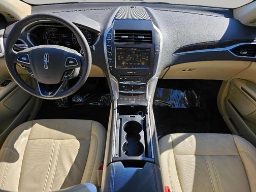 Platinum 2014 Lincoln MKZ Base