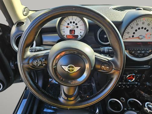 2011 MINI Cooper S Base