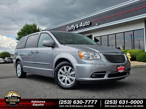 2016 Chrysler Town & Country Touring