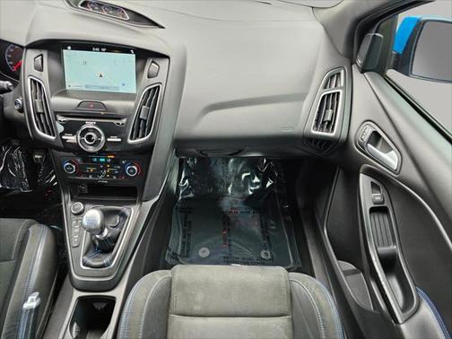2017 Ford Focus RS Base