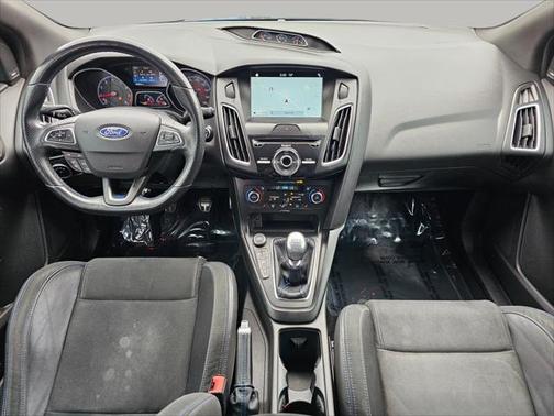 2017 Ford Focus RS Base