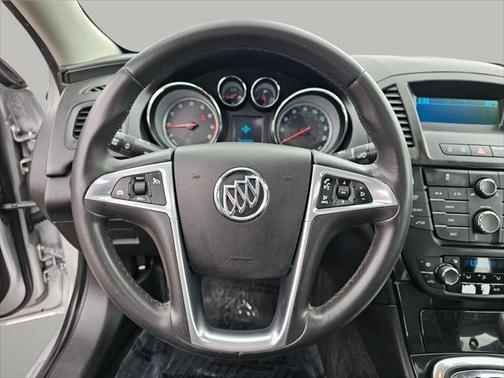 2012 Buick Regal Premium 1