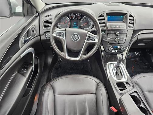 2012 Buick Regal Premium 1
