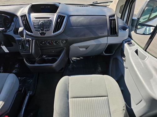 2015 Ford Transit-350 XLT