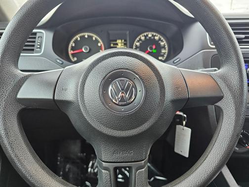 2014 Volkswagen Jetta Auto S
