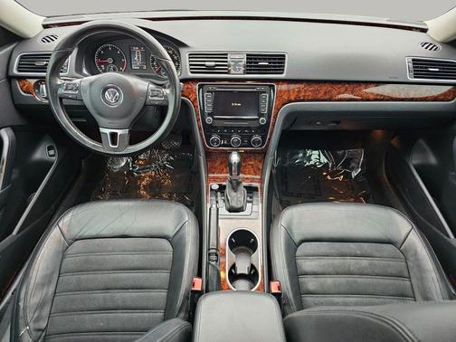 2013 Volkswagen Passat 2.0 TDI SEL Premium