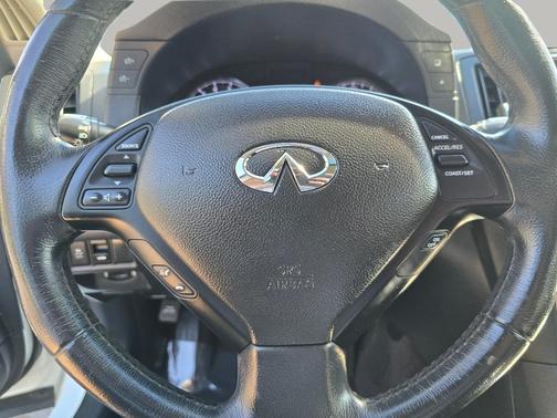Moonlight White 2015 INFINITI Q40 Base