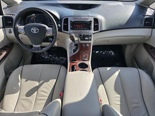 2010 Toyota Venza Base