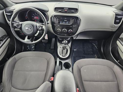 2017 Kia Soul Base