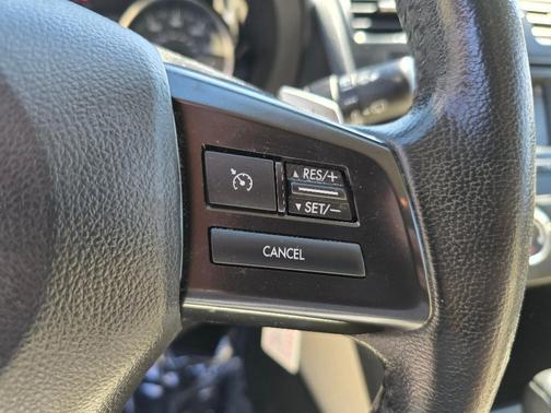 Marine Blue Pearl 2013 Subaru XV Crosstrek 2.0i Limited