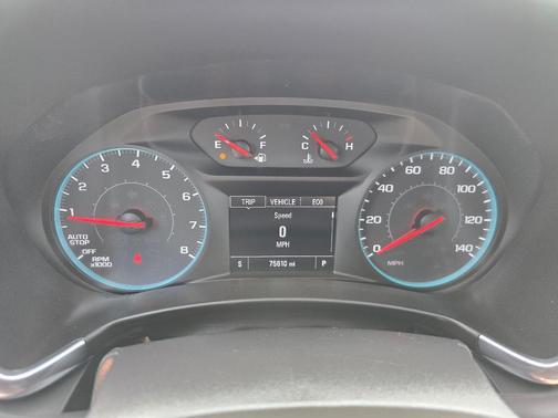 Sandy Ridge Metallic 2018 Chevrolet Equinox 2LT
