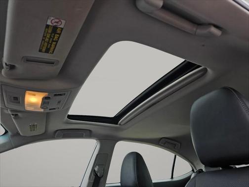 2014 Lexus ES 300h Base