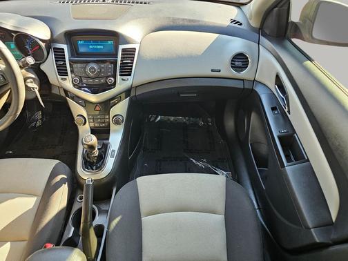 2015 Chevrolet Cruze LS