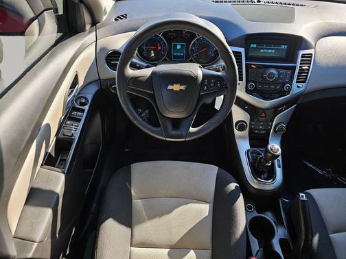 2015 Chevrolet Cruze LS