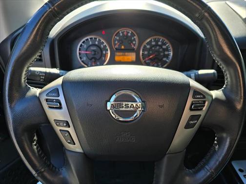 2013 Nissan Titan SL